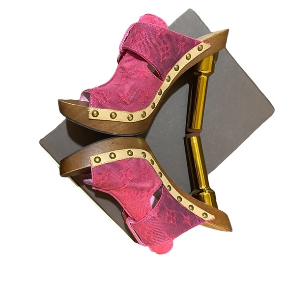 Louis Vuitton Ombre clog heels - Picture 2 of 11